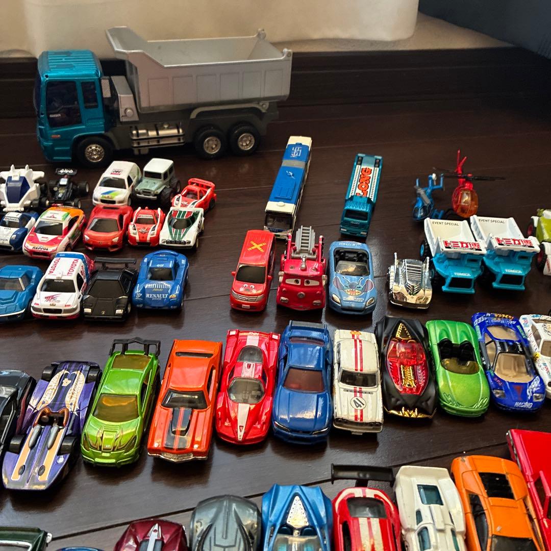 トミカ100個以上まとめ売り