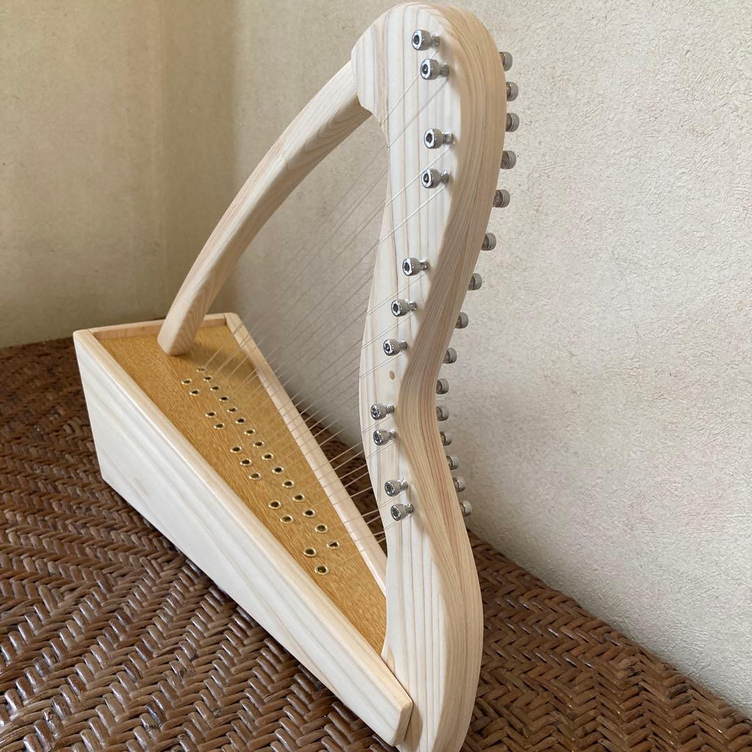 ほのぼの工房のクロマチックハープ
