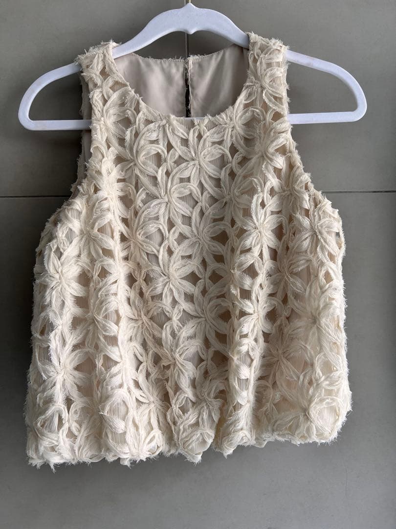 anuans アニュアンスリボンエンブロイダリーレーストップス