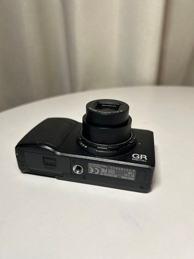 GR DIGITAL Ⅳ （HEADPORTER GR ストラップ付き）