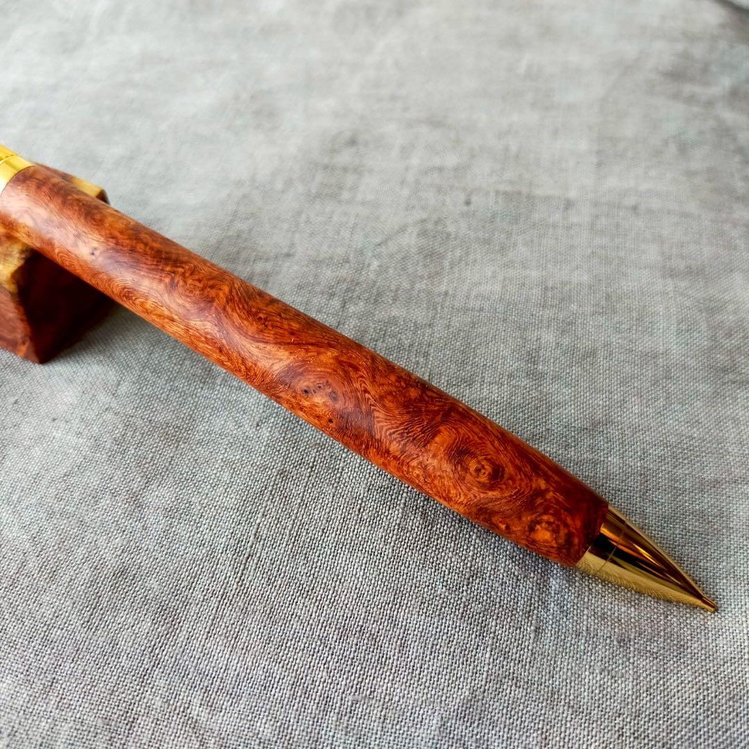 特上本花梨瘤　ハンドメイド　木軸シャープペン　0.5mm　天然木　ゴールド