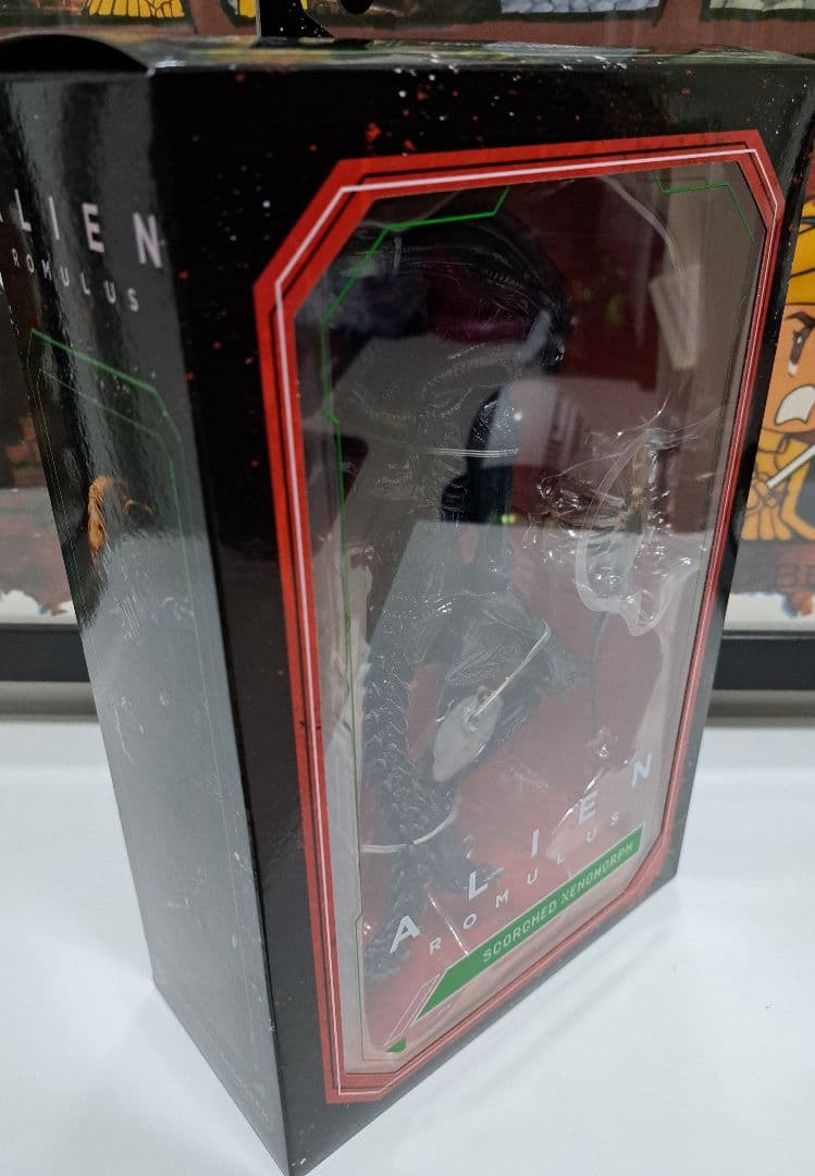 新品未開封 NECA ネカ エイリアンロムルス スコーチドゼノモーフ