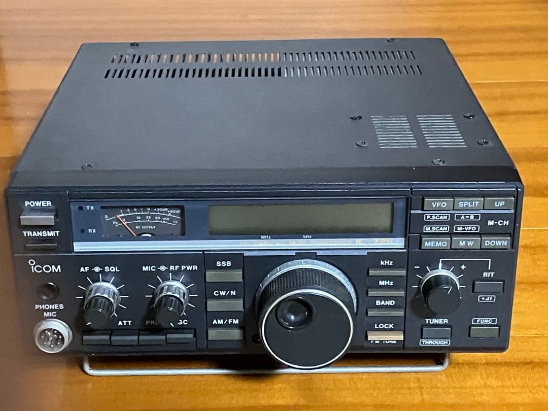 ICOM IC-726 トランシーバー 100w 7MHz拡張（ゼネカバ対応） - メルカリ