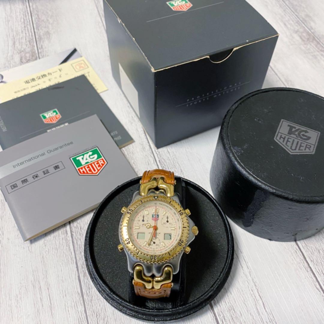 お値下げ❣️】赤い漆器のお重箱❣️3層 扇子と花の模様 和風 お正月