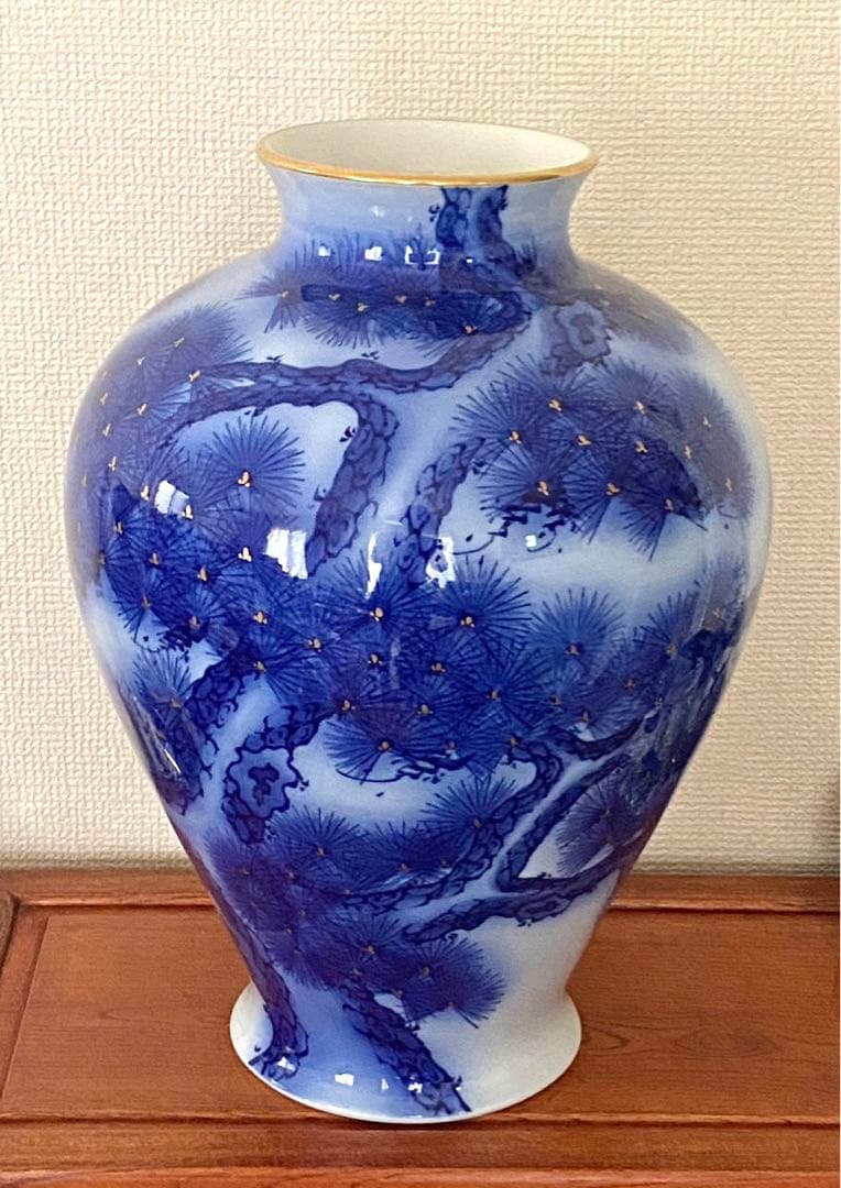 香蘭社 花瓶 壺松染錦模老松文点金高34cm X幅26cm
