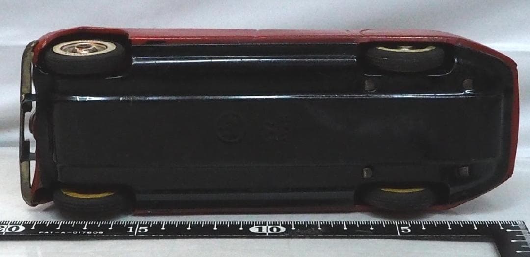 米澤 三陽(旧トミー)【ジャガーXK120赤】ブリキtin toy car 箱無