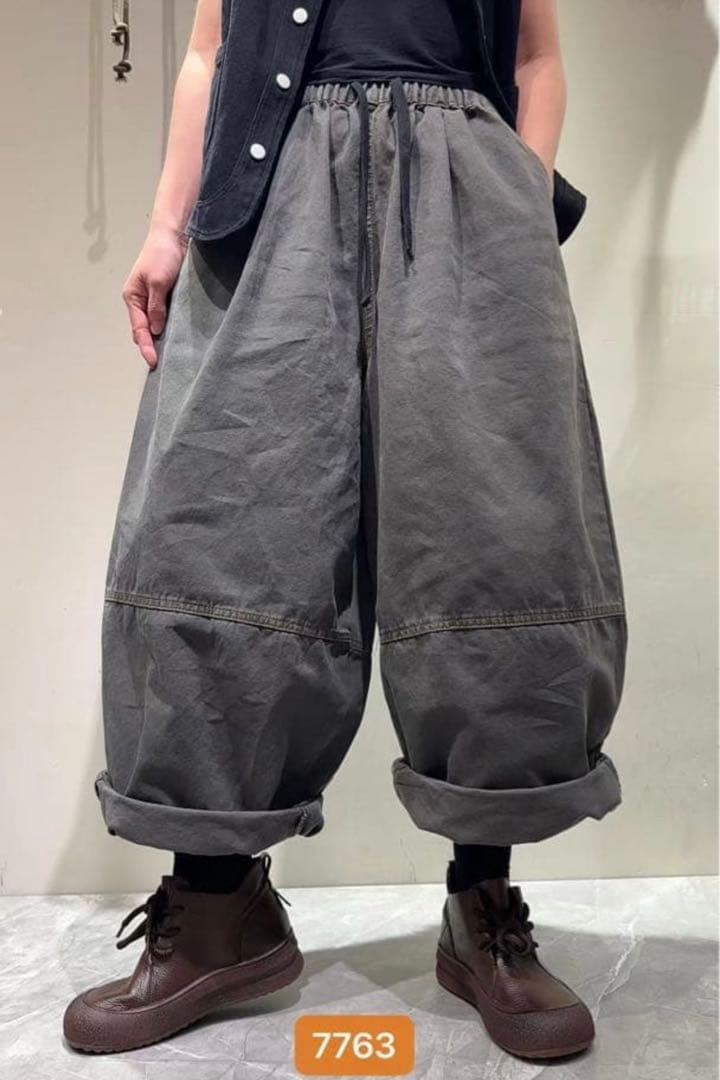 ひーちゃんさん　二点　グレー サルエルパンツ