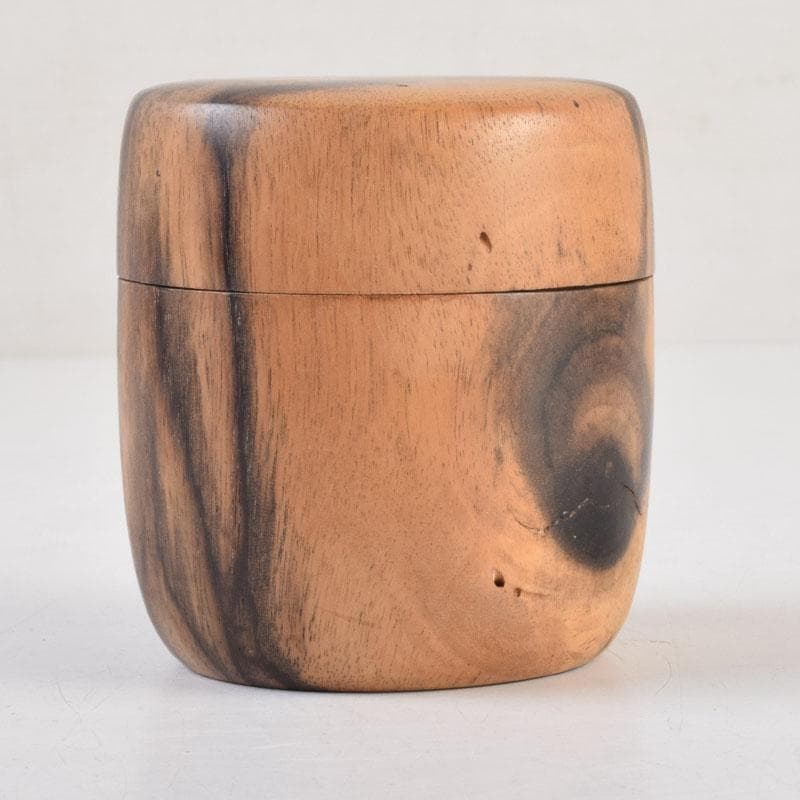 茶道具 天然木 黒柿製 無垢彫 綺麗な木目の棗 V 9054