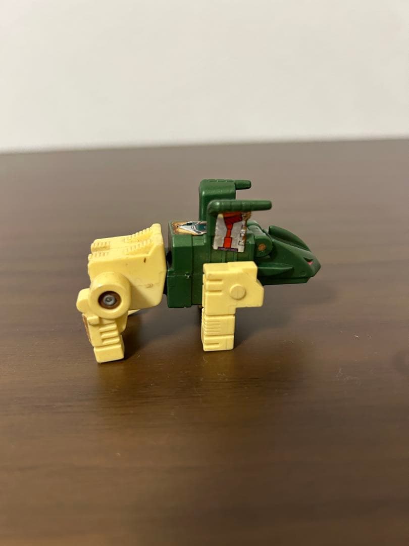 旧タカラ トランスフォーマー G1 D323 ガイリュウ ダイノキング　恐竜戦隊