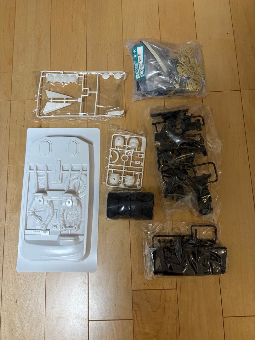 タミヤ1/10ラジコンキット　ランチア037ラリー