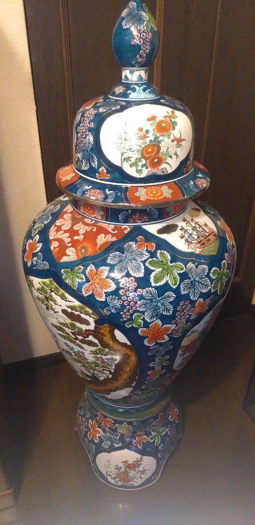 有田焼 大きな飾り壺 有田焼 大きな飾り壺 2179 有田焼 古伊萬里 沈香