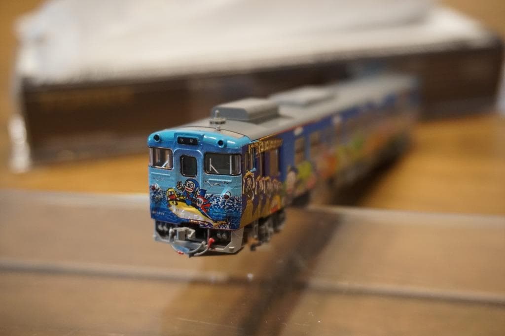 キハ40 2137 ハットリくんラッピング塗装仕様 M車 白色室内灯組み込み