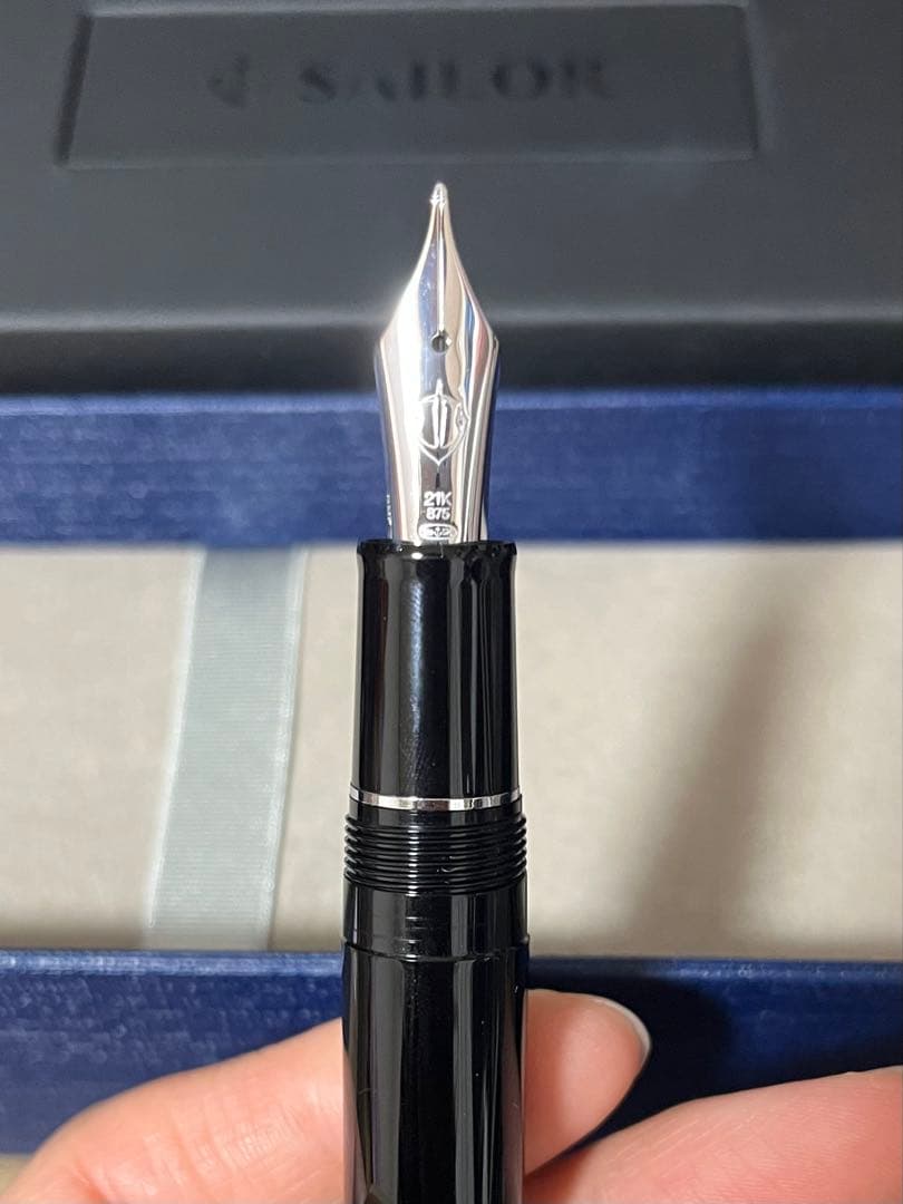 保証書あり】セーラー万年筆 長刀研ぎ 字幅:NMF(中細) シルバートリム