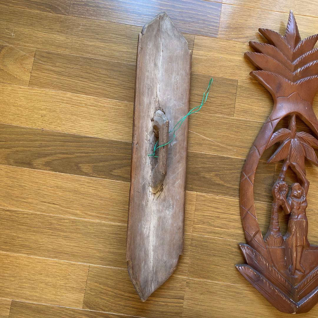 ひょうたんの民族楽器 ハワイの壁掛けオブジェ 首飾り 木彫りの盾 4点