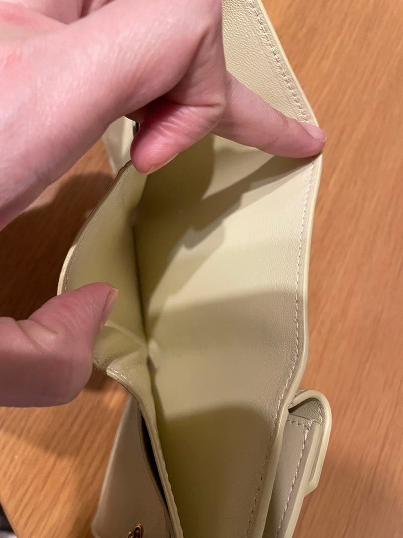 BALENCIAGA ミニウォレット ライトイエロー