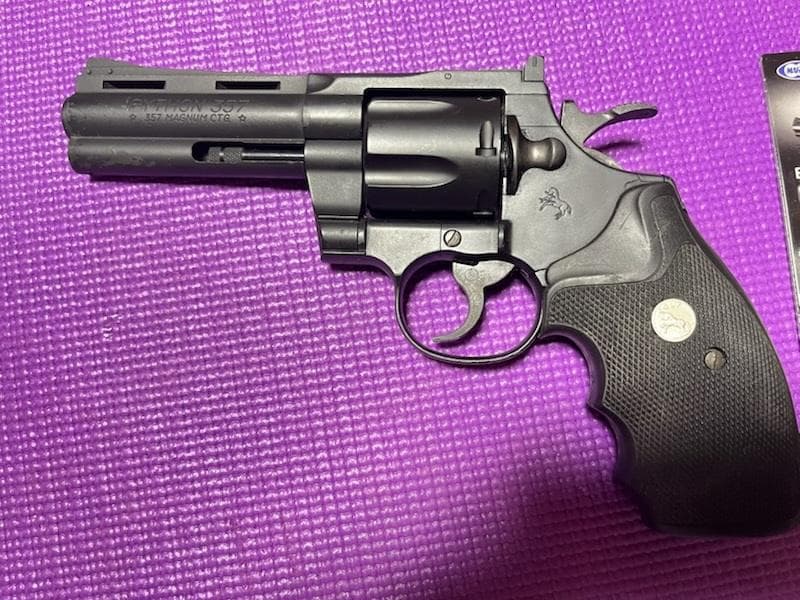 マルイ ガスリボルバー コルトパイソン.357マグナム 4インチ リアルカート化