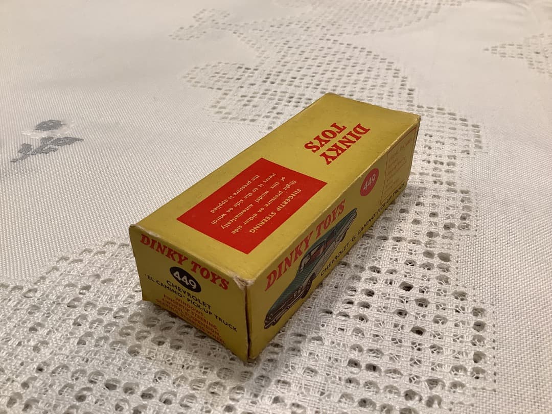 美品レア　DINKY TOYS シボレー　エルカミーノ　ミニカー