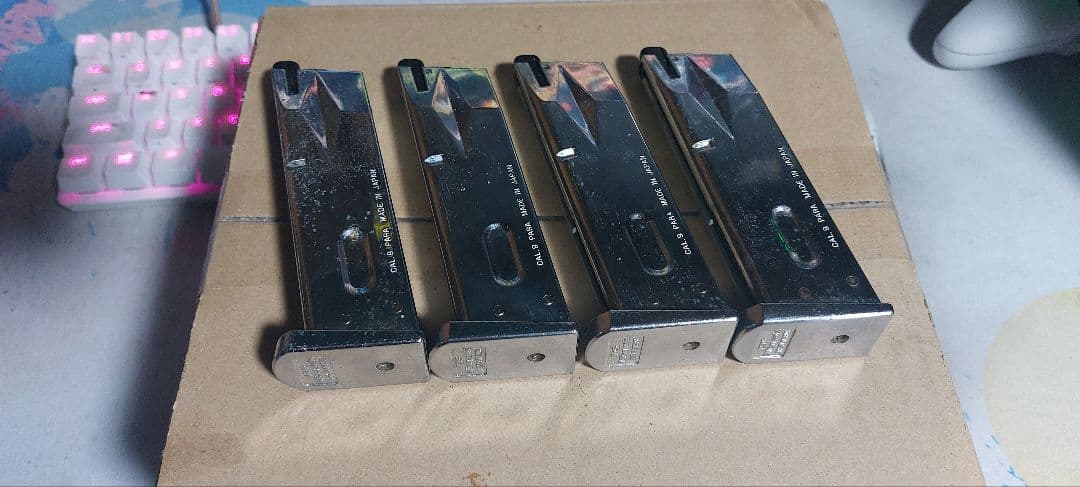 東京マルイ M92F クロームステンレス