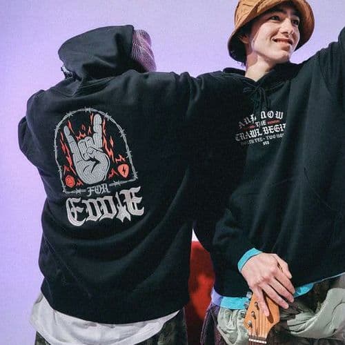 ストレンジャーシングス パーカー ブラック　ニコアンド　L