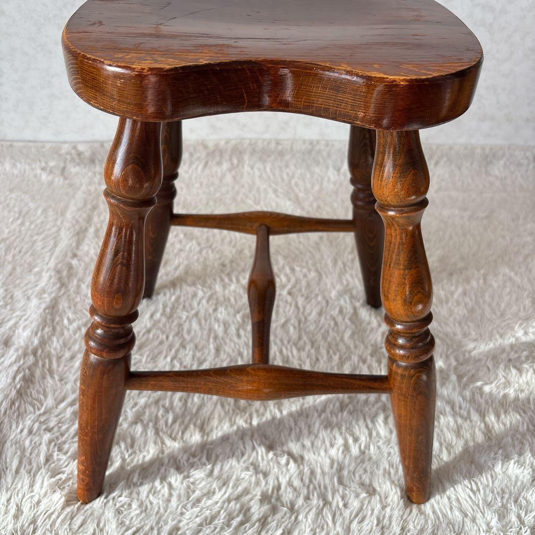 まつ様リクエスト品】飛騨産業 キツツキマーク スツール 座彫り