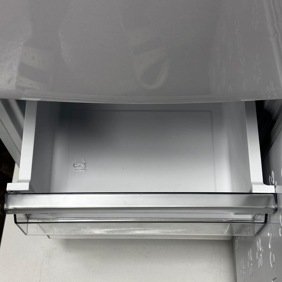 ∞ププ 冷蔵庫 148L / 2021年製