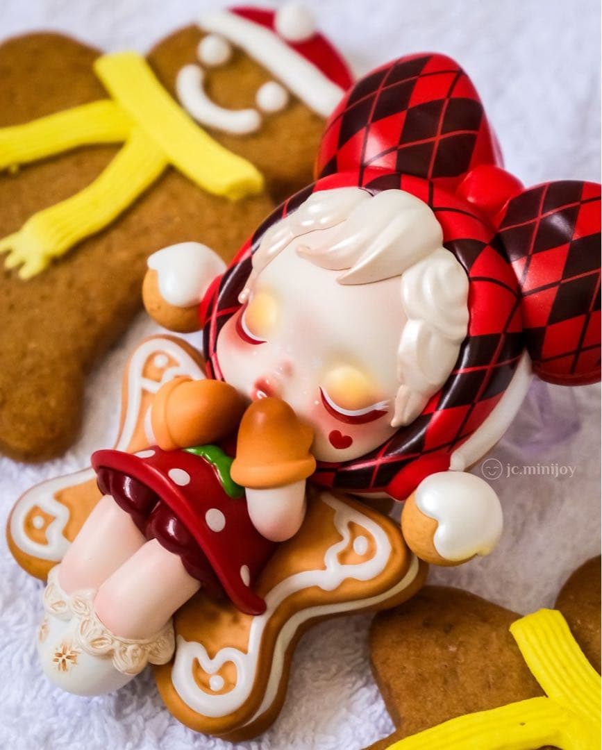 popmart SKULLPANDA クリスマスフィギュア