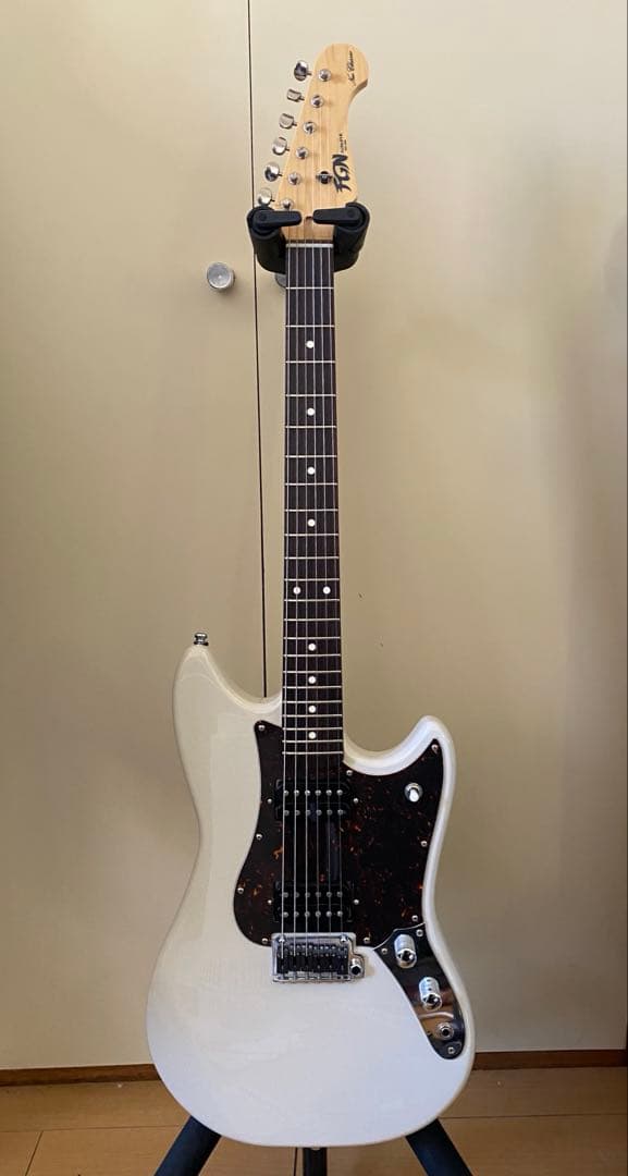 最終 フジゲン サイクロン カスタムハウス限定 ビンテージホワイト Mod