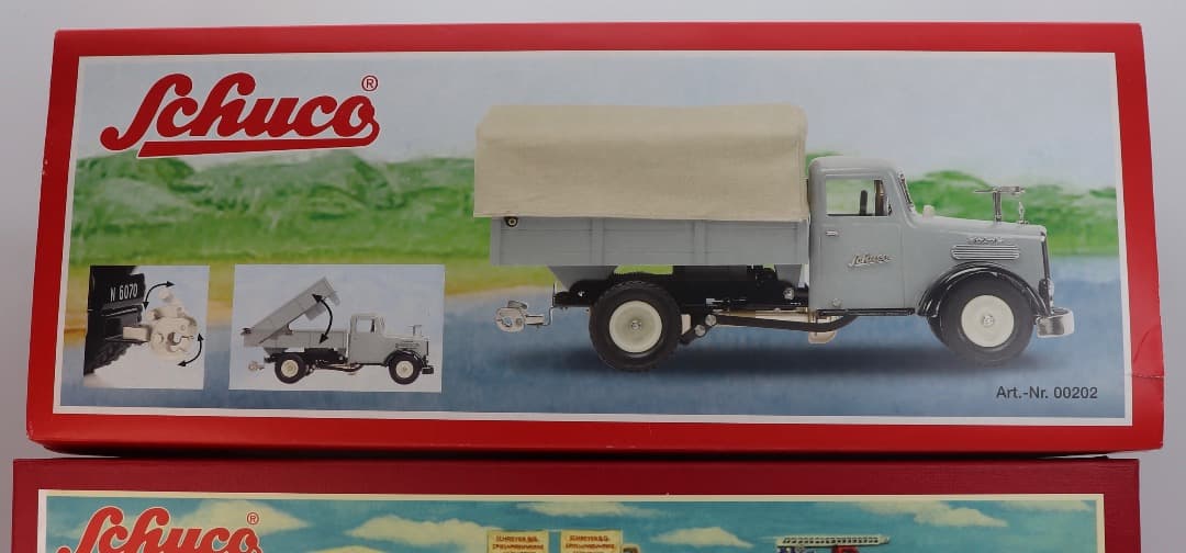 SCHUCO 2005 MAN F8 ホロ付きディーゼル・トラック 保管品