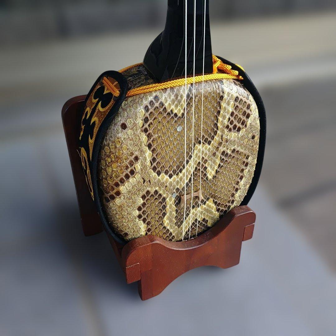 黒木三線 530g 貴重な黒木 沖縄三線 三線 黒檀三線