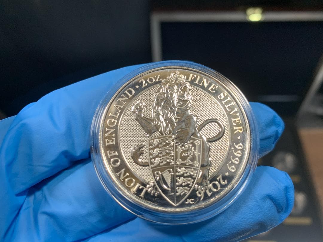 2 オンス銀貨 10枚 クイーンズビースト コンプリート 専用箱付き