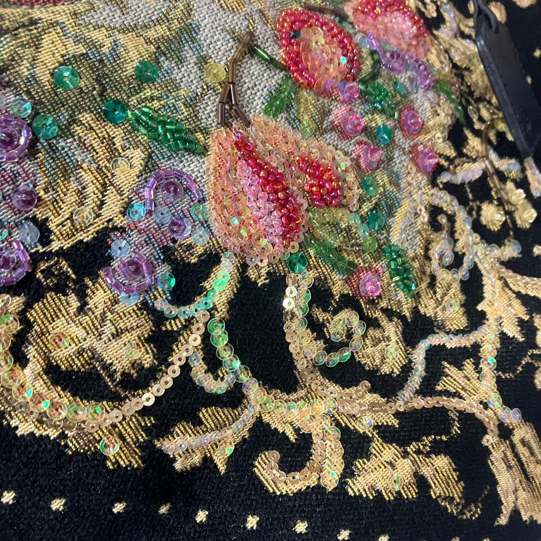 タイムセール‼️美品‼️シンクビービーズ刺繍 黒 ハンドバッグ 中型