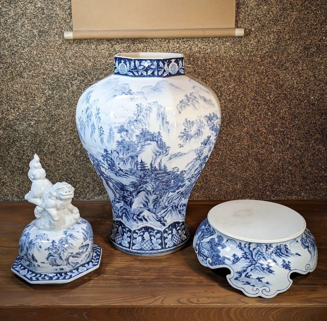 未使用　有田焼　沈香壺　染付　神右衛門作　総手描　特大八角壺　山水絵 三段飾り壷