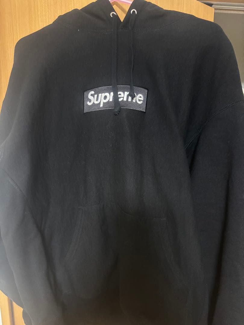 早い者勝ち！Supreme パーカー 2024
