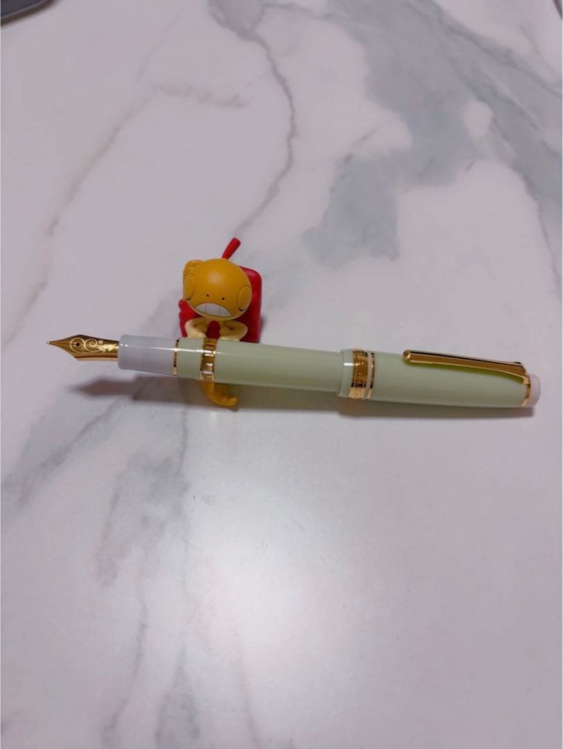 ポエジー文房具オリジナル万年筆 新芽 太字の通販はau PAY マーケット