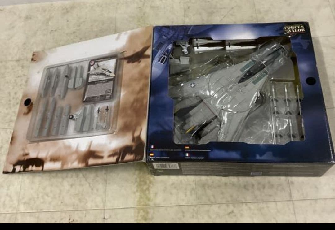 金属製　グラマン　Ｆ−１４トムキャット　VF-84