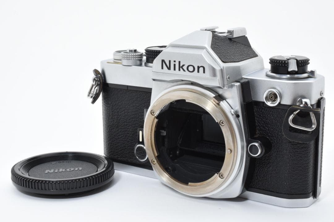 超美品 NIKON FM シルバー フィルムカメラ モルト新品交換済 M258