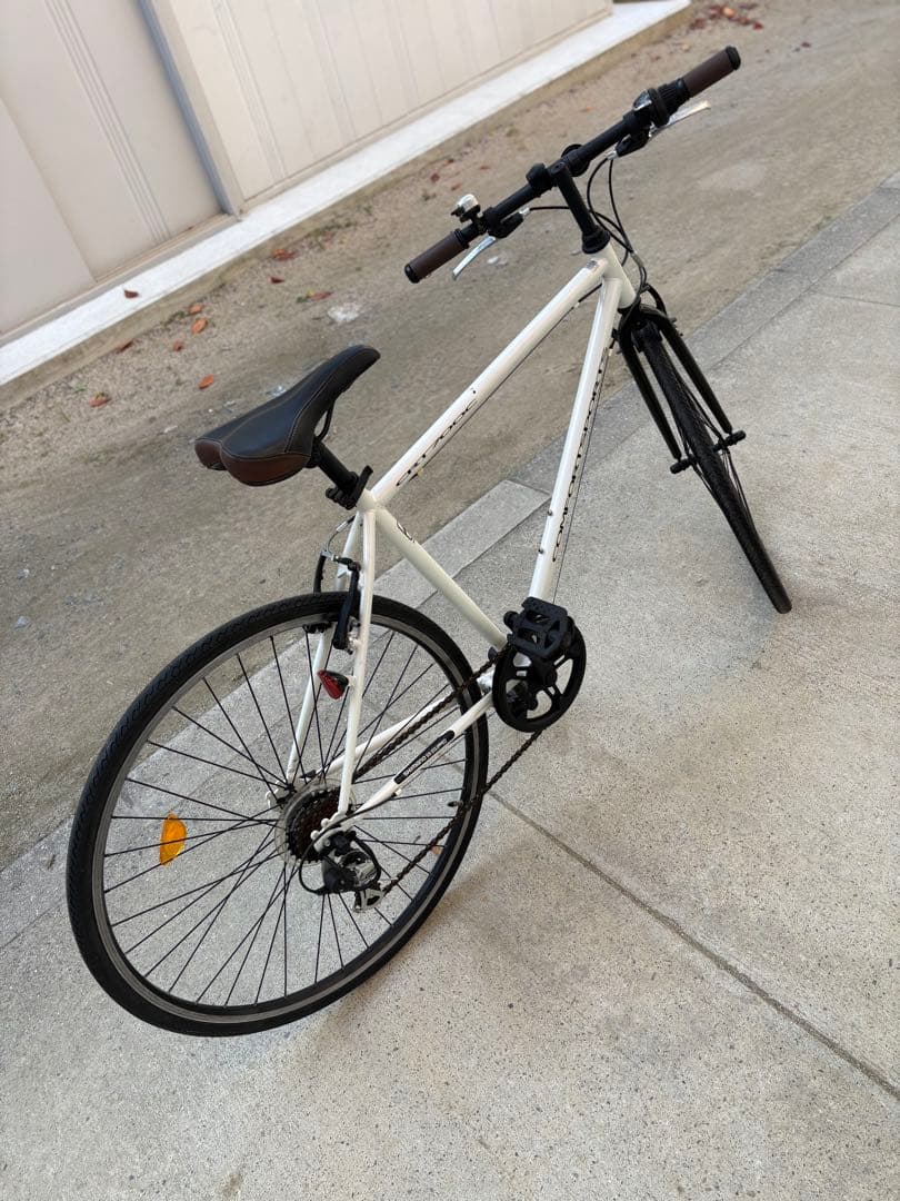 クロスバイク入門用(700c)お引き取りでも？個人実費配達でも？可能です。