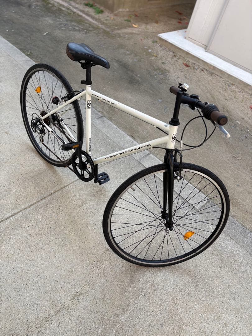 クロスバイク入門用(700c)お引き取りでも？個人実費配達でも？可能です。