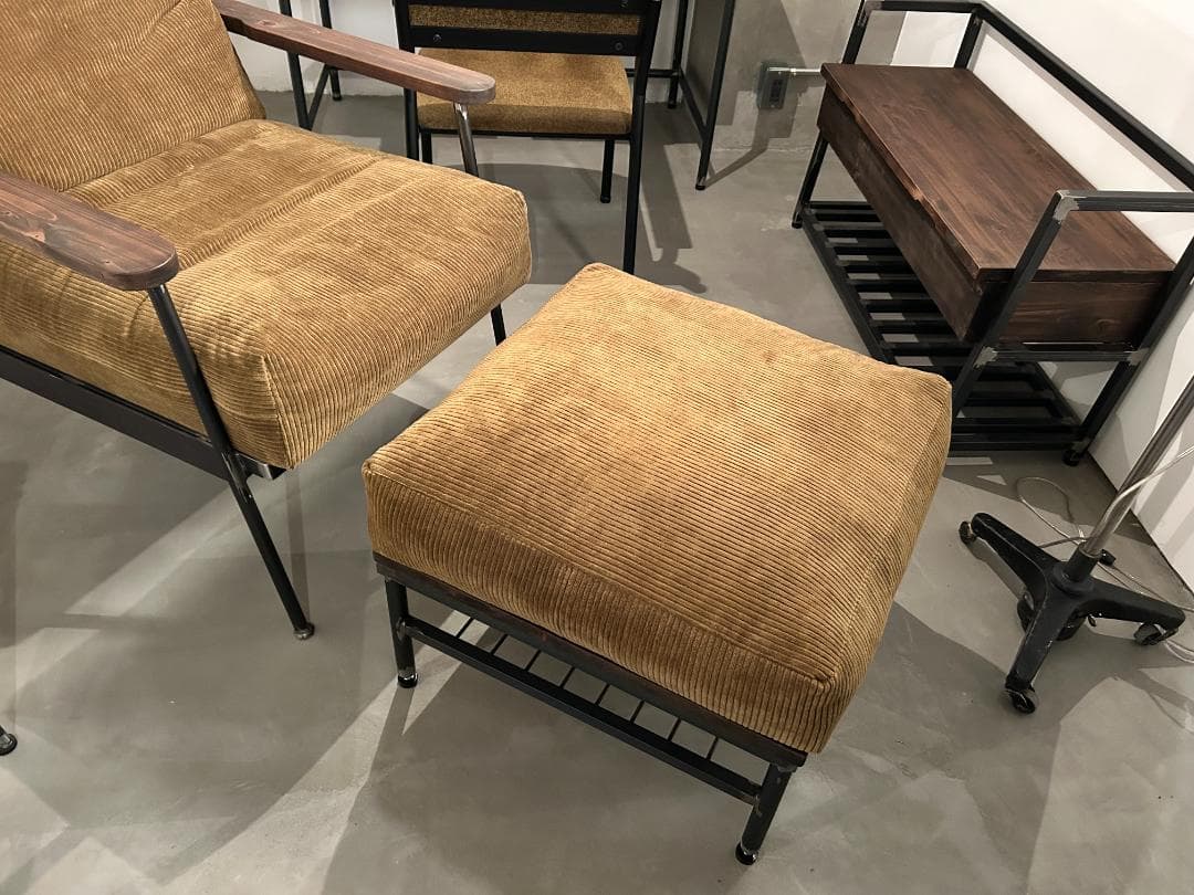 ☆週末セール☆インダストリアルブランチ【オットマンソファ（展示品