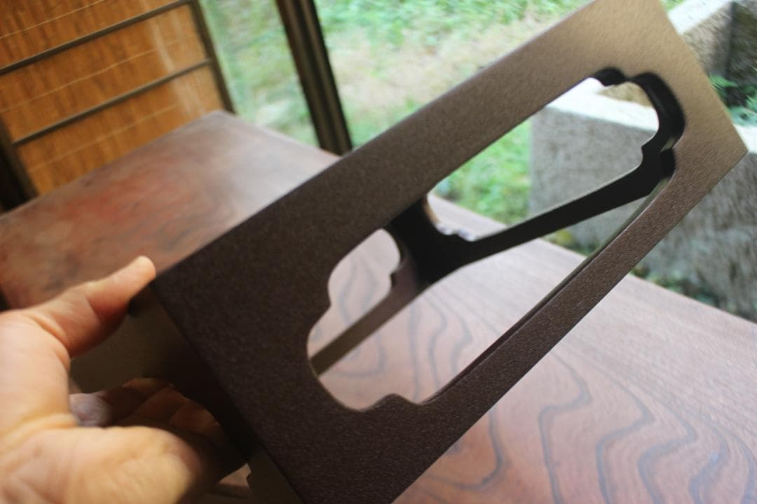 デッドストック！風情ある錆塗地に極上春秋蒔絵の映える輪島塗台付五段重（検重箱お重