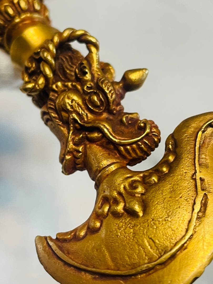 チベット密教　新品 カルタリ刀 10センチ 金メッキ　龍　金剛杵 683