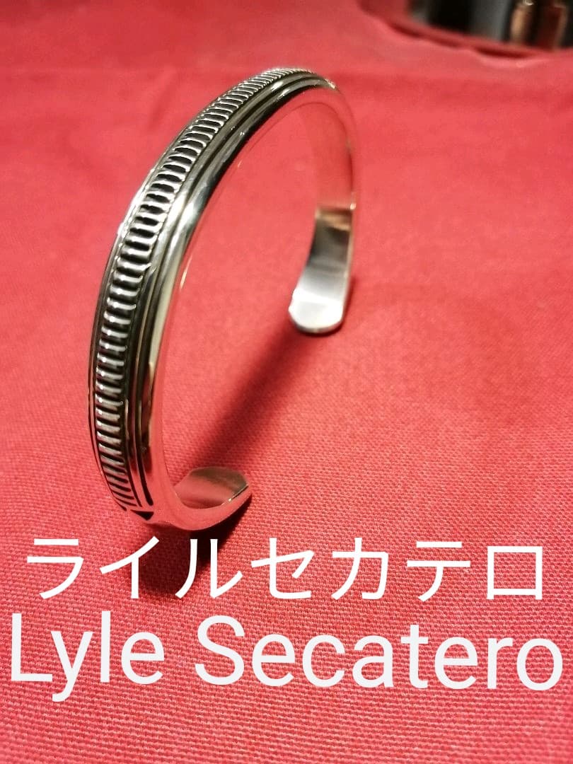 ヴィトン☆ロゴヘアバンド リストバンド 3点セット ヘアアクセサリー