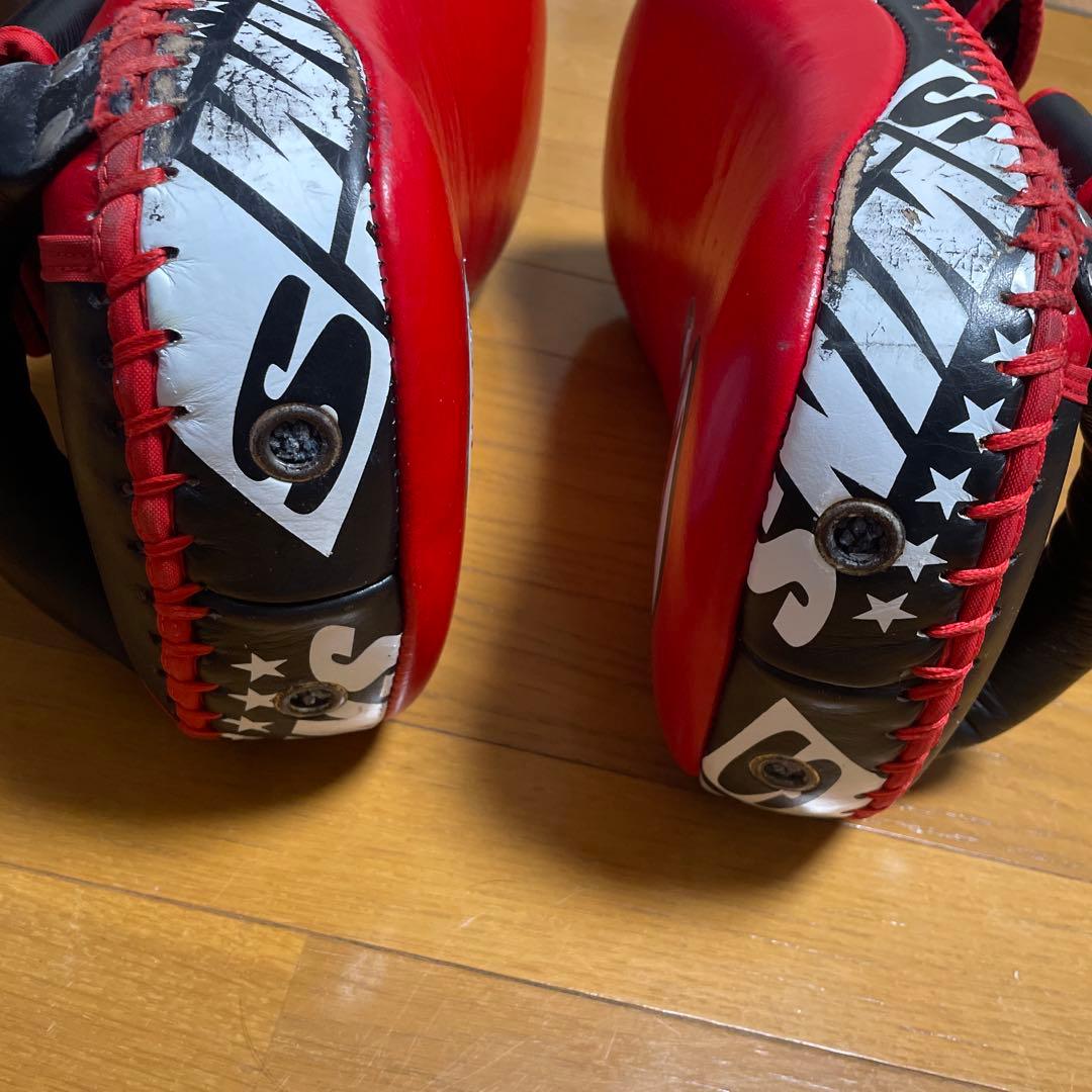 TWINS SPECIAL キックミット 赤/黒 Mサイズ 割引 ボクシング キック