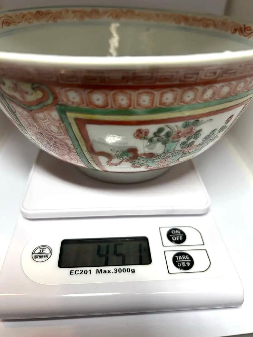 大明萬暦年製 深鉢 直径18cm 中国美術 重さ451グラム 五彩 - メルカリ