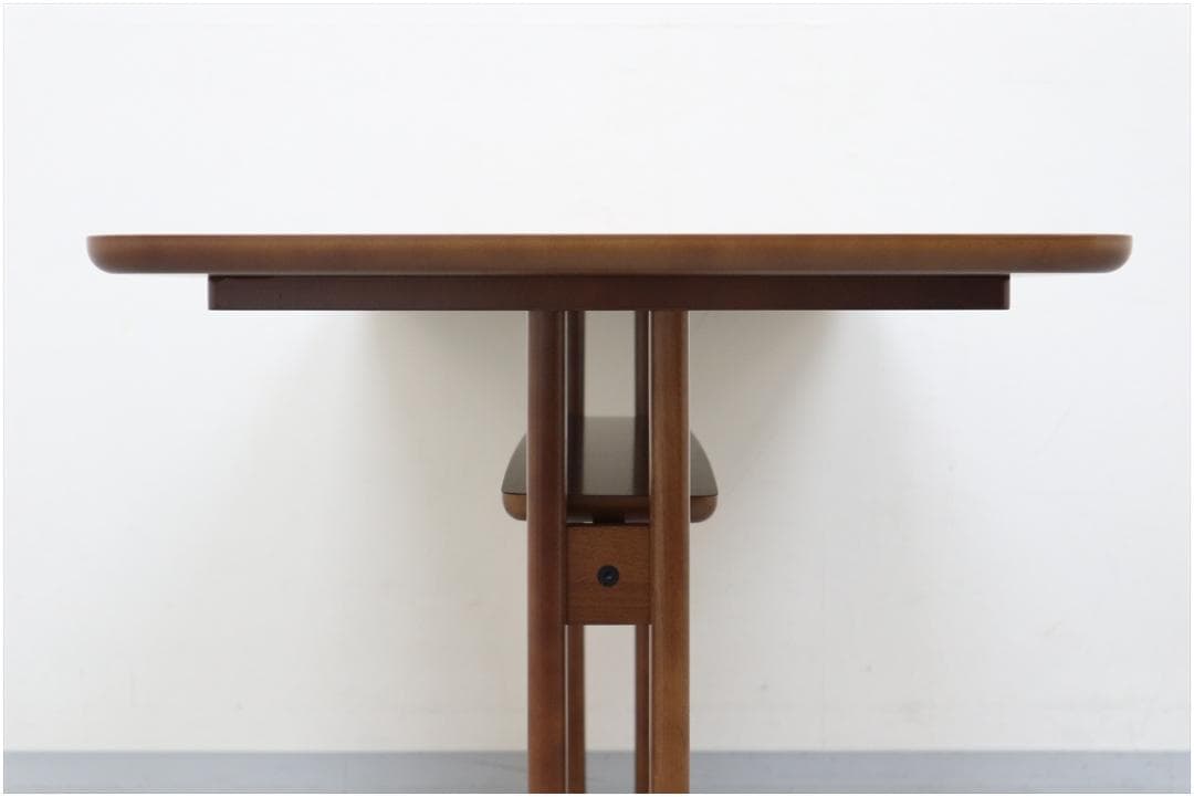 極美品 カリモク60 カフェテーブル1200 ウォールナット 机 テーブル