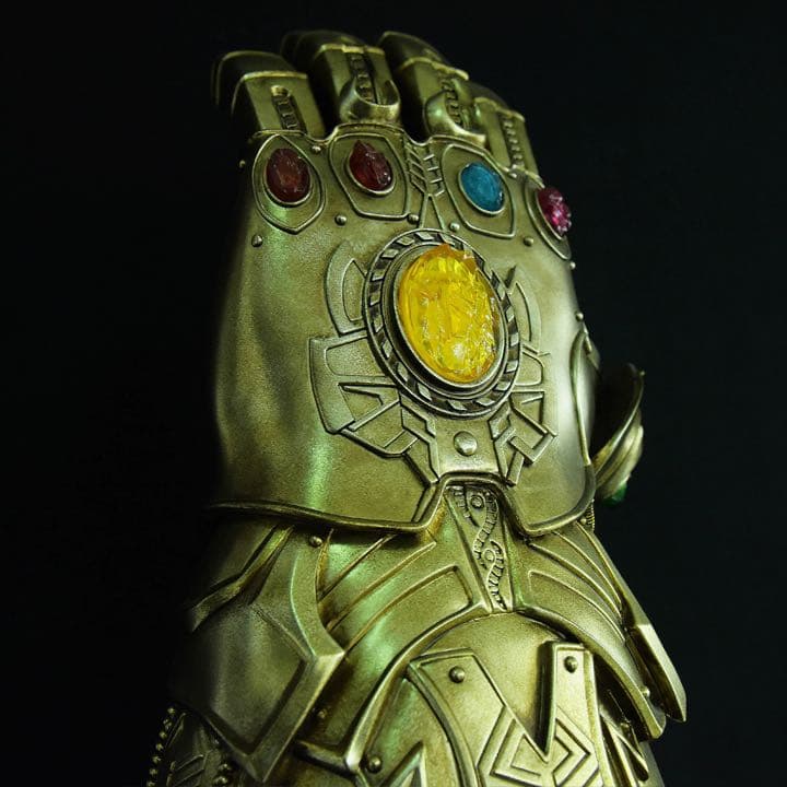 【値下げ】ホットトイズライフサイズ1/1スケール インフィニティ・ガントレット