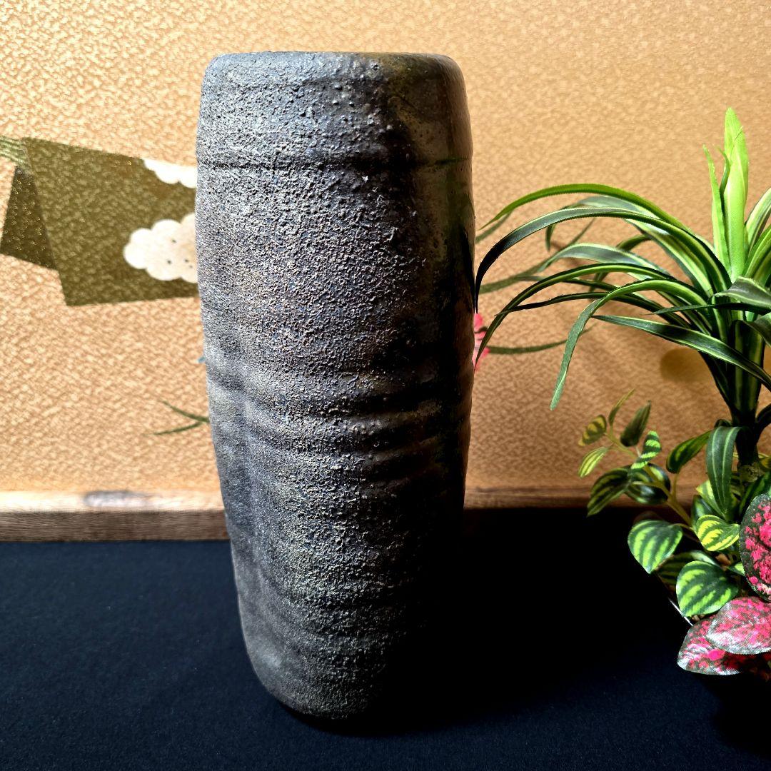 備前焼　伊勢崎 陽山　岡山県重要無形文化財保持者　花生　花瓶