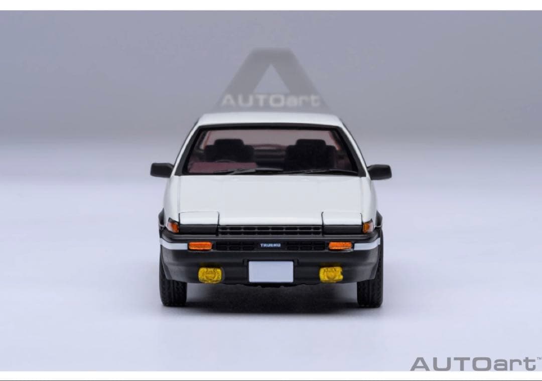 AUTO art頭文字D トレノAE86 1/64　豆腐パーツ付属