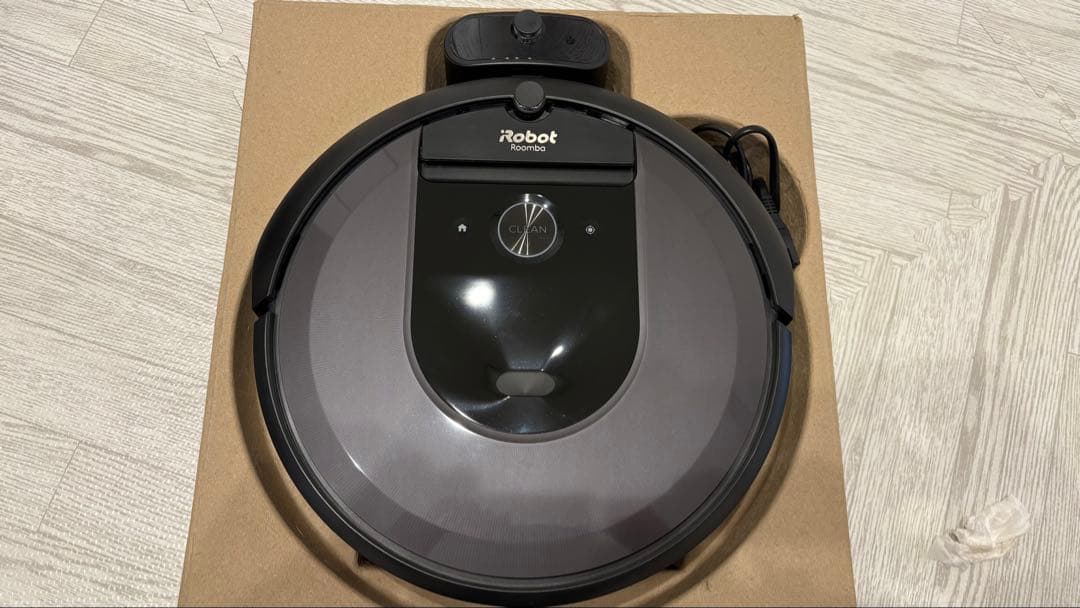iRobot Roomba i7 本体 充電ドック付き （i715060） IROBOT ルンバ I7