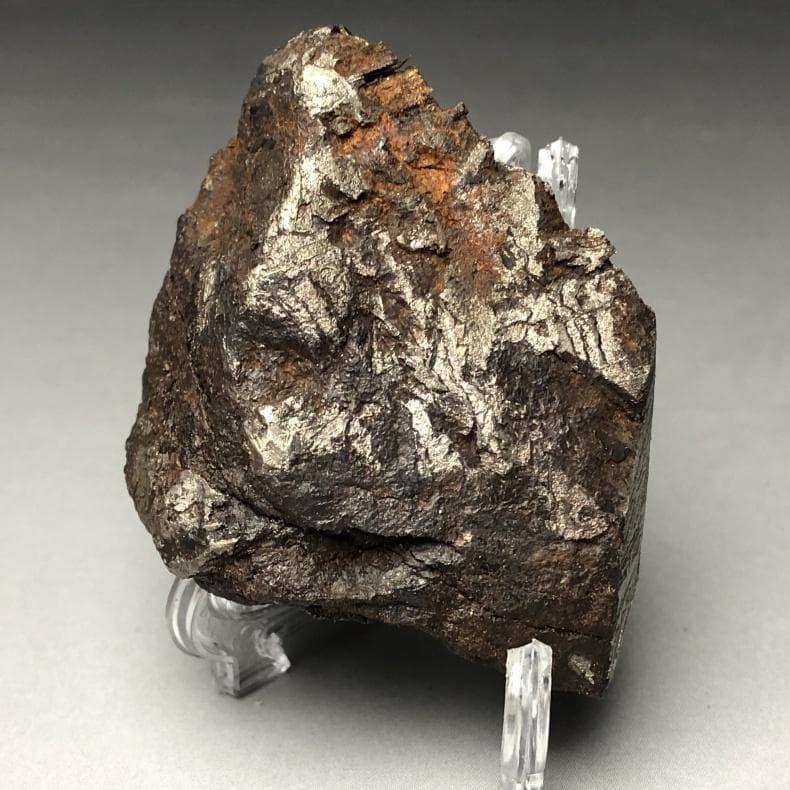 隕石 鉄隕石 アルタイ隕石 原皮付き 原石 重さ約105g